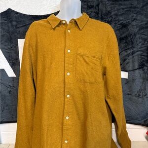 Madewell Men's Golden Button Down Shirt